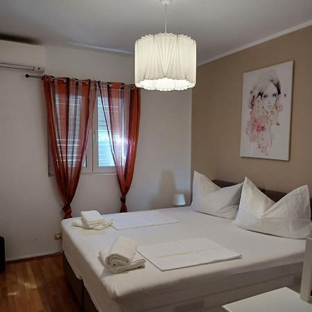 Apartman Laura Galileo Blizu Centra I Plaze Makarska Kültér fotó