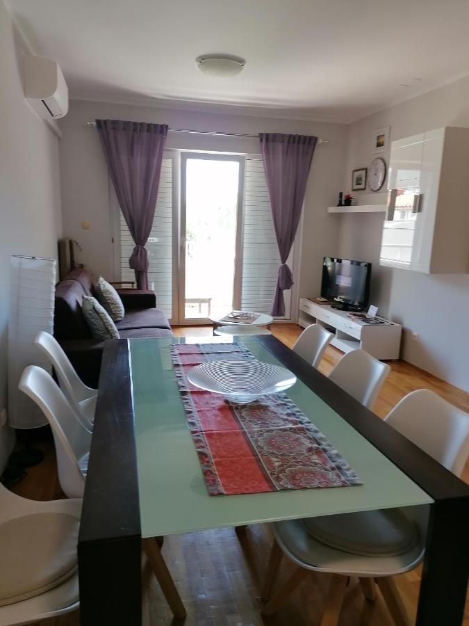 Apartman Laura Galileo Blizu Centra I Plaze Makarska Kültér fotó